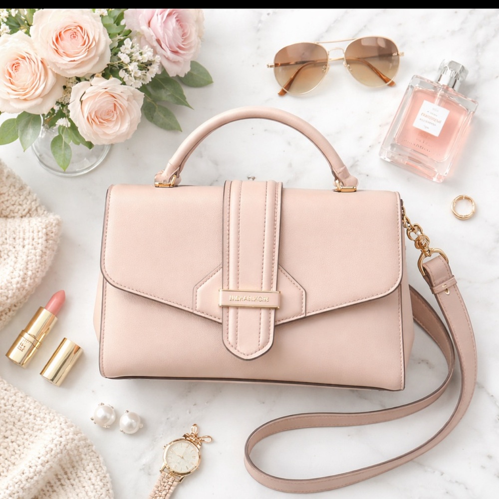 Micheal kors Elegant Pink Handbag